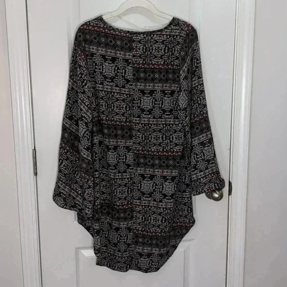 Aggie Women's long Sleeve Blouse - Picture 2 of 9